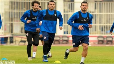 تدريبات تأهيلية وإطالات للاعبي الزمالك بمجمع الصالات