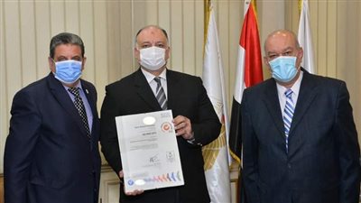 ميناء القاهرة الجوي يحصل على أحدث مواصفة لشهادة الأيزو 