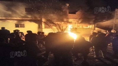 الضحية وحيد والديه.. إشعال النيران في منزل قاتل نسيبه بالشرقية | صور