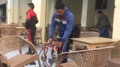 محافظ الشرقية يطالب بتكثيف المتابعات على المقاهي والكافيتريات 