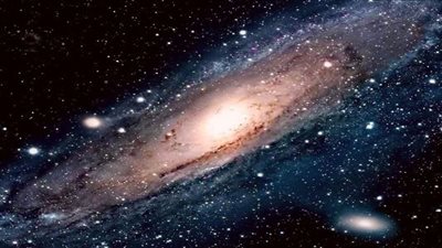 رقصة كونية غامضة.. ماذا يحدث في درب التبانة|فيديو