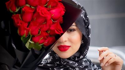 الأسود والأحمر الأفضل لليلة رومانسية في رأس السنة مع شريك حياتك