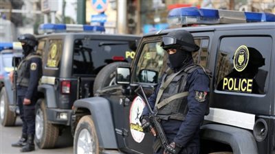 شاهد.. لحظة مداهمة البؤر الإجرامية ومصرع 7 وضبط 518 آخرين من شديدي الخطورة 