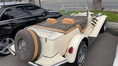 طرح سيارة مرسيدس الكلاسيكية في مصر بسعر ٣ ملايين جنيه 