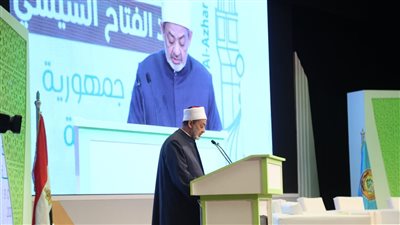 شيخ الأزهر في مؤتمر تغير المناخ: تطور صناعة الأسلحة افتقر لقيم ضبط السلوك الإنساني 