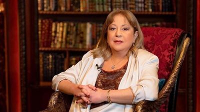 أشرف زكي عن الحالة الصحية لـ «سمية الألفي»: لا أعلم شيئا عنها