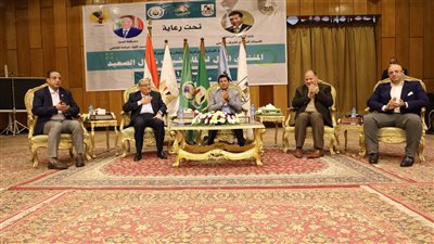 وزير الرياضة يشيد بمستوى شباب شمال الصعيد في التصدي للشائعات 