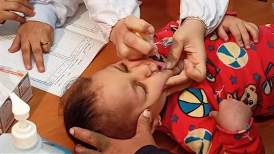 انطلاق حملة التطعيم ضد شلل الأطفال من حي الأسمرات | صور