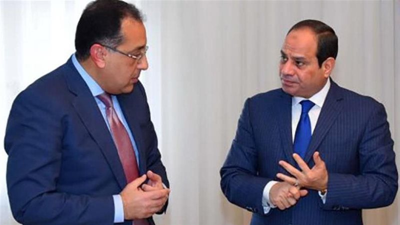 الرئيس السيسي ومصطفى