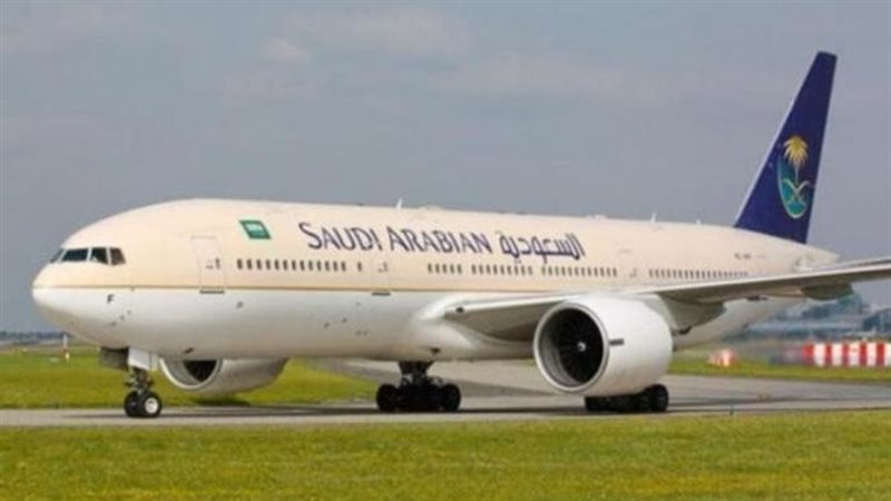 طائرة تتبع الخطوط