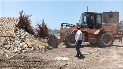 إزالة 6 حالات تعد على أملاك الدولة في الشرقية 