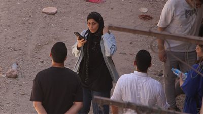 حزن البلوجر لولا أثناء البحث عن جثمان طليقها أسفل عقارات حدائق القبة المنهارة (فيديو وصور)