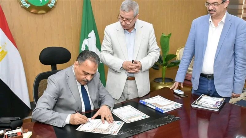 محافظ الشرقية يعتمد