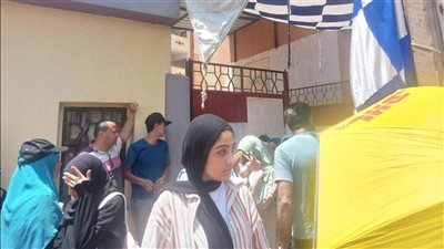 خروج طلاب الثانوية العامة بالدقهلية من امتحان العربي (فيديو)