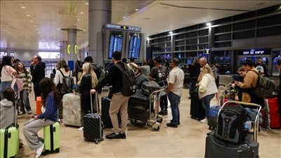 بملامح يكسوها الرعب.. هروب جماعي من إسرائيل، والمستوطنون: الأوضاع لا تحتمل والبقاء مستحيل (فيديو)