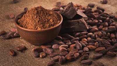 أخبار الاقتصاد اليوم: تراجع أسعار اللحوم والبن والكاكاو والدواجن، جمارك الإسكندرية تحبط محاولة تهريب كمية من 