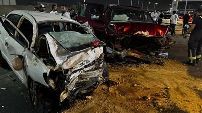 بالأسماء، تفاصيل مصرع شخص وإصابة 12 آخرين في انقلاب ميكروباص بطريق مطروح - الإسكندرية