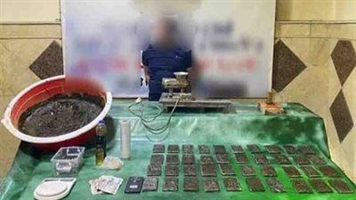 مصرع عنصر شديد الخطورة وضبط بؤر إجرامية للاتجار بالمخدرات والأسلحة بعدة محافظات