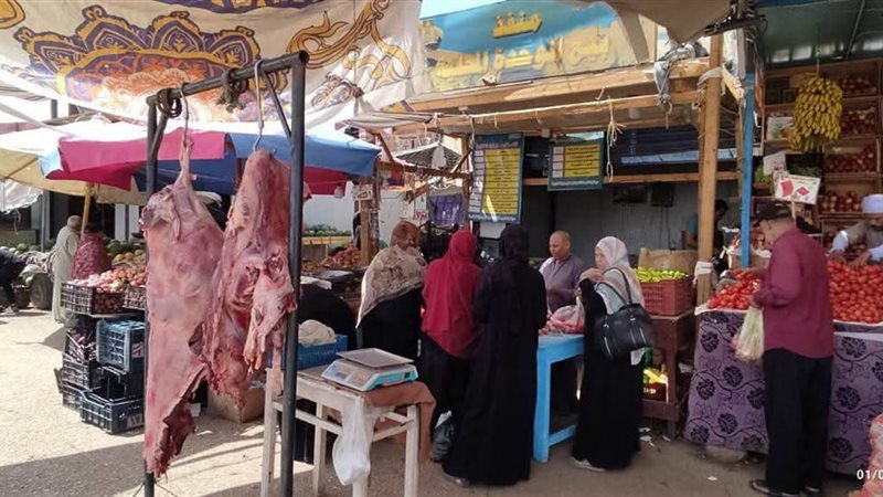 فتح منافذ لتوفير