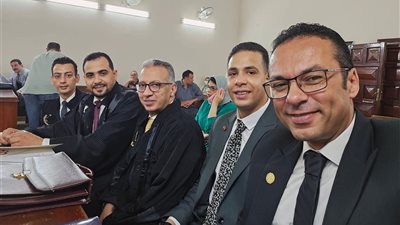 وصول محاميي الطفل ياسين في أولى جلسات الاستئناف بجنايات دمنهور (صور)