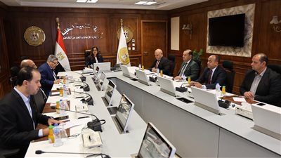 وزيرة التنمية المحلية تتابع مستجدات ملفات التصالح بالمحافظات