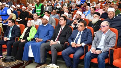 محافظ الدقهلية يدشن مبادرة لرفع الوعي البيئي بين المواطنين 