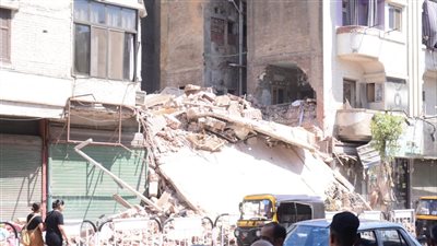 انهيار داخلي لمنزل مكون من طابقين في إسنا.. وإخلاء المنازل المجاورة كإجراء احترازي