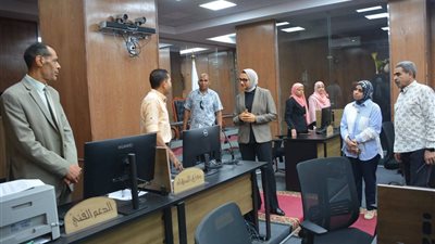  نائبة محافظ الوادي الجديد تكلف بدراسة حوادث الطرق لمعرفة أسبابها