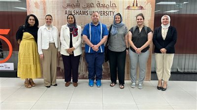 جامعة عين شمس تستقبل وفدًا من مكتبة إينوك برات الأمريكية لبحث سبل التعاون