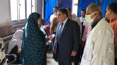  محافظ الدقهلية يتفقد سير العمل بمستشفى السنبلاوين (صور)