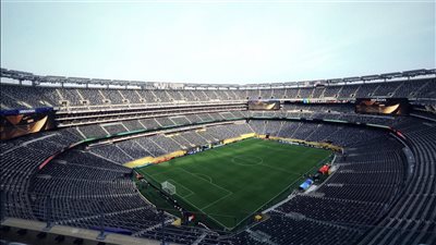 ملعب ميتلايف يستعد لاستقبال مباراة الأهلي وبورتو في مونديال الأندية (صور)