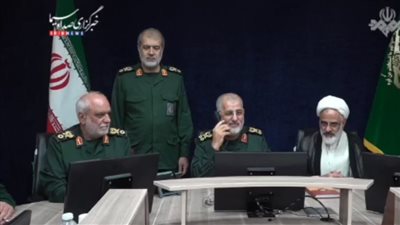 الحرس الثوري الإيراني يحذر الإدارة الأمريكية من المساس بالمراجع الدينية 