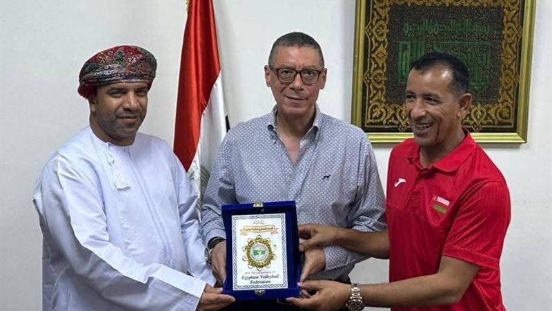 رئيس اتحاد الطائرة