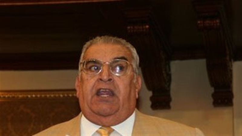 الراحل كمال الشاذلي،