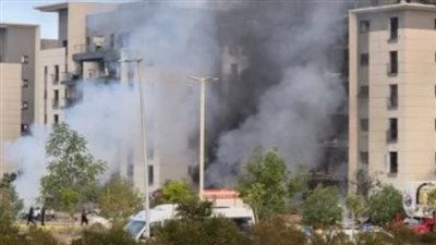 الإسعاف الإسرائيلي يبحث عن عالقين تحت أنقاض مبنى في بئر السبع بعد تعرضه لصاروخ إيراني