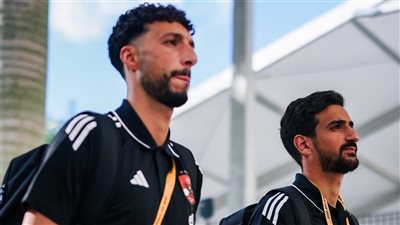 الأهلي يصل إلى ملعب ميتلايف استعدادا لمواجهة بورتو بكأس العالم للأندية