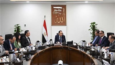 رئيس الوزراء يعقد اجتماعًا لبحث فرص وتحديات صناعة السكر