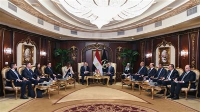 أخبار الحوادث اليوم، مقتل 4 عناصر إجرامية شديدة الخطورة، قرار عاجل من الداخلية بشأن مبادرة كلنا واحد، المتهمة بدهس أسرة بالتجمع الخامس أمام النيابة: مستعدة لدفع الدية