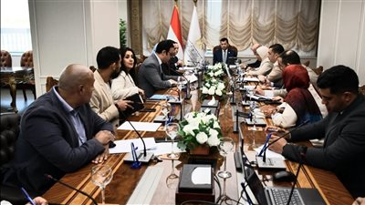 وزير الرياضة يبحث مع ممثل صندوق الأمم المتحدة للسكان تعزيز التعاون المشترك