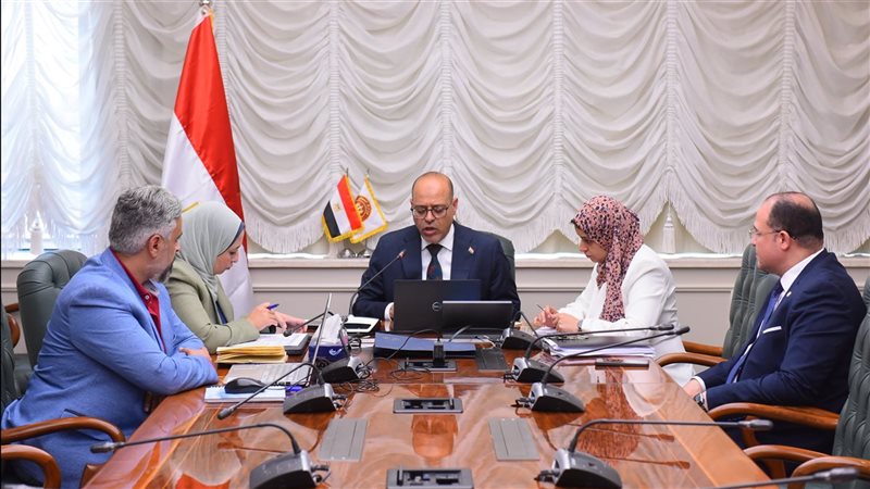 جانب من اجتماع جبران