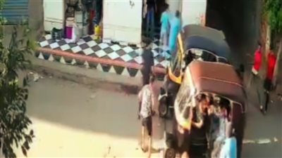 شاهد، لحظة إطلاق شاب النار على أهالي قرية ميت عساس بالغربية