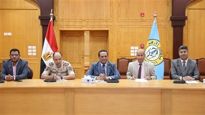 مجلس جامعة الأزهر يوجه بعقد دورات تربية عسكرية استثنائية لطلاب الفرق النهائية