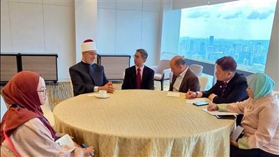 مفتي الجمهورية يلتقي وزير الشؤون الإسلامية بسنغافورة لبحث التعاون في المجالات الدينية