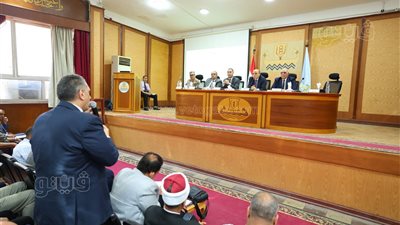 ترأسه المحافظ، تفاصيل الاجتماع الشهري لـ “تنفيذي كفر الشيخ” 