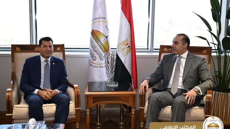وزيرا الشئون النيابية