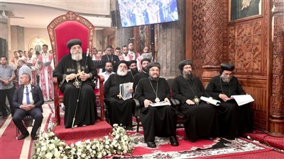 البابا تواضروس الثاني يزور كنيسة القديسين مكسيموس ودوماديوس