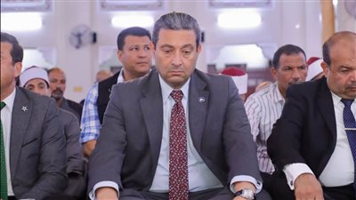محافظ دمياط يشارك في احتفالية العام الهجري الجديد بمسجد البحر (صور)