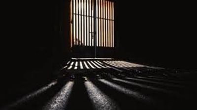 تفسير رؤية الأسير في المنام وعلاقتها بتجاوز الصعوبات