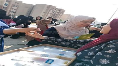 قلق يسبق دخول اللجان، الفيزياء والحر يشعلان أجواء الثانوية العامة بالشرقية (صور)