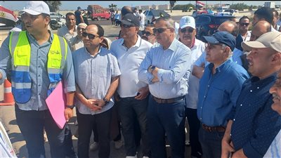 وفد محلية النواب يتفقد مشروعات رصف طريق أبيس ومحور أبو ذكري بالإسكندرية